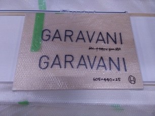 LOGO: GARAVANI