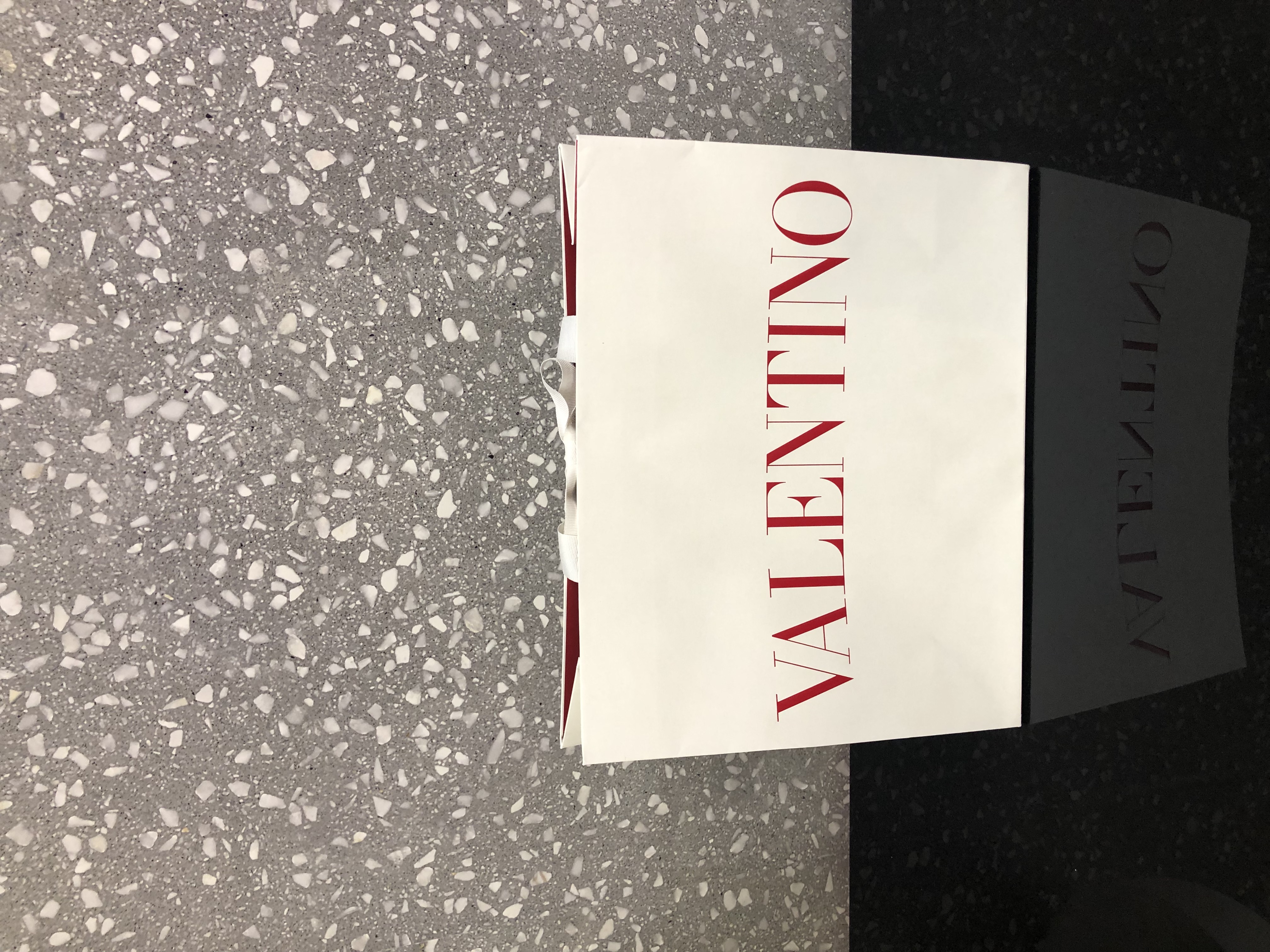 SHOPPING BAGS ONLY W_C_41x14x33+6/10ps(ZP08ABAGSWC)