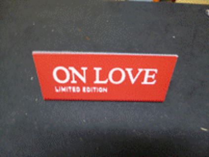 ON LOVEプレート