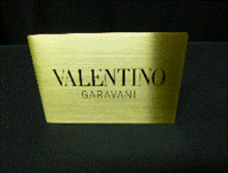 VALENTINO GARAVANIプレート①(Shelf)