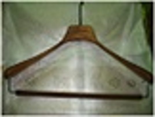 VALENTINO ハンガーUOMO（横践付き）