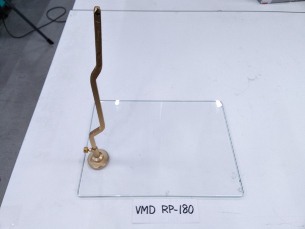 Mannequin の ベース＆ポールのみ