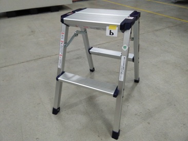 脚立（56cm天板高さ）