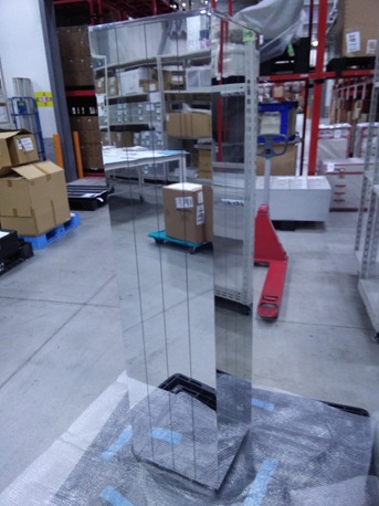 DIBOND MIRROR PLINTH