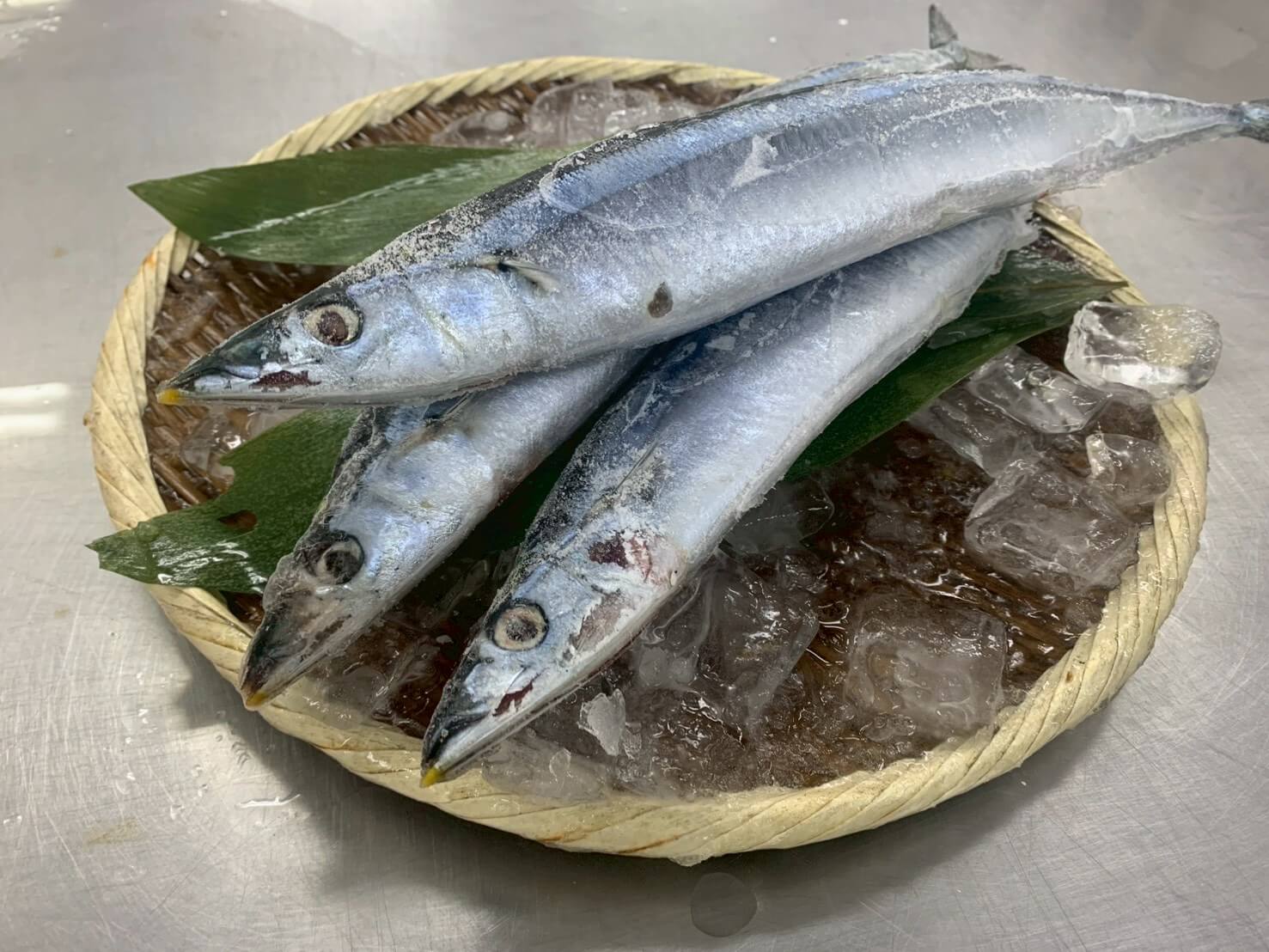 冷凍サンマ