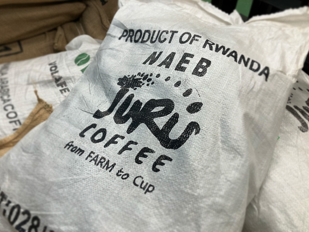ルワンダ ジュルコーヒー フリーウォッシュ  AA