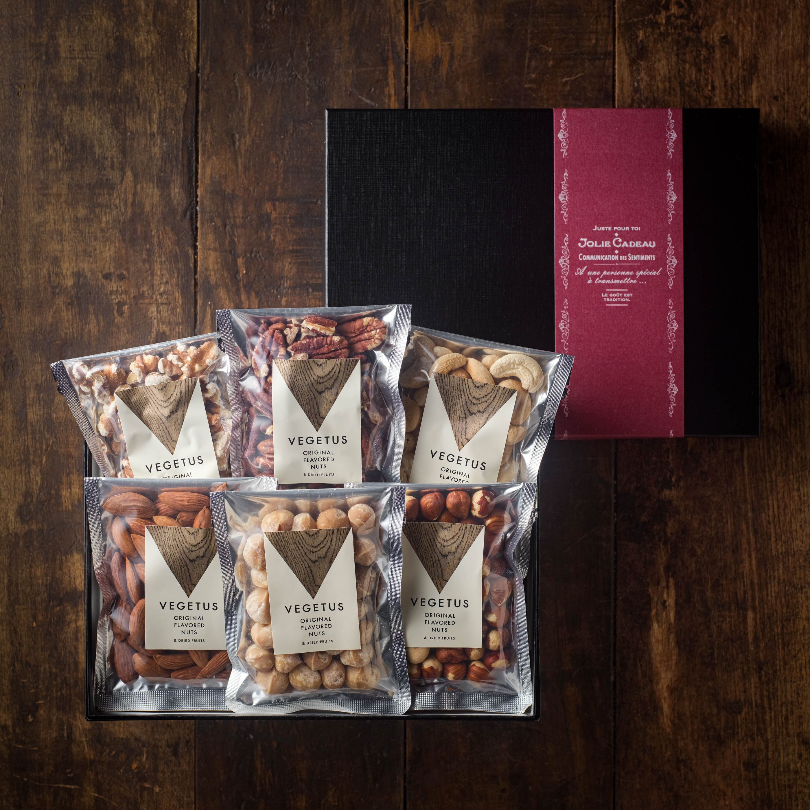 【素焼きナッツ6種ギフト〈黒貼り箱入り〉】