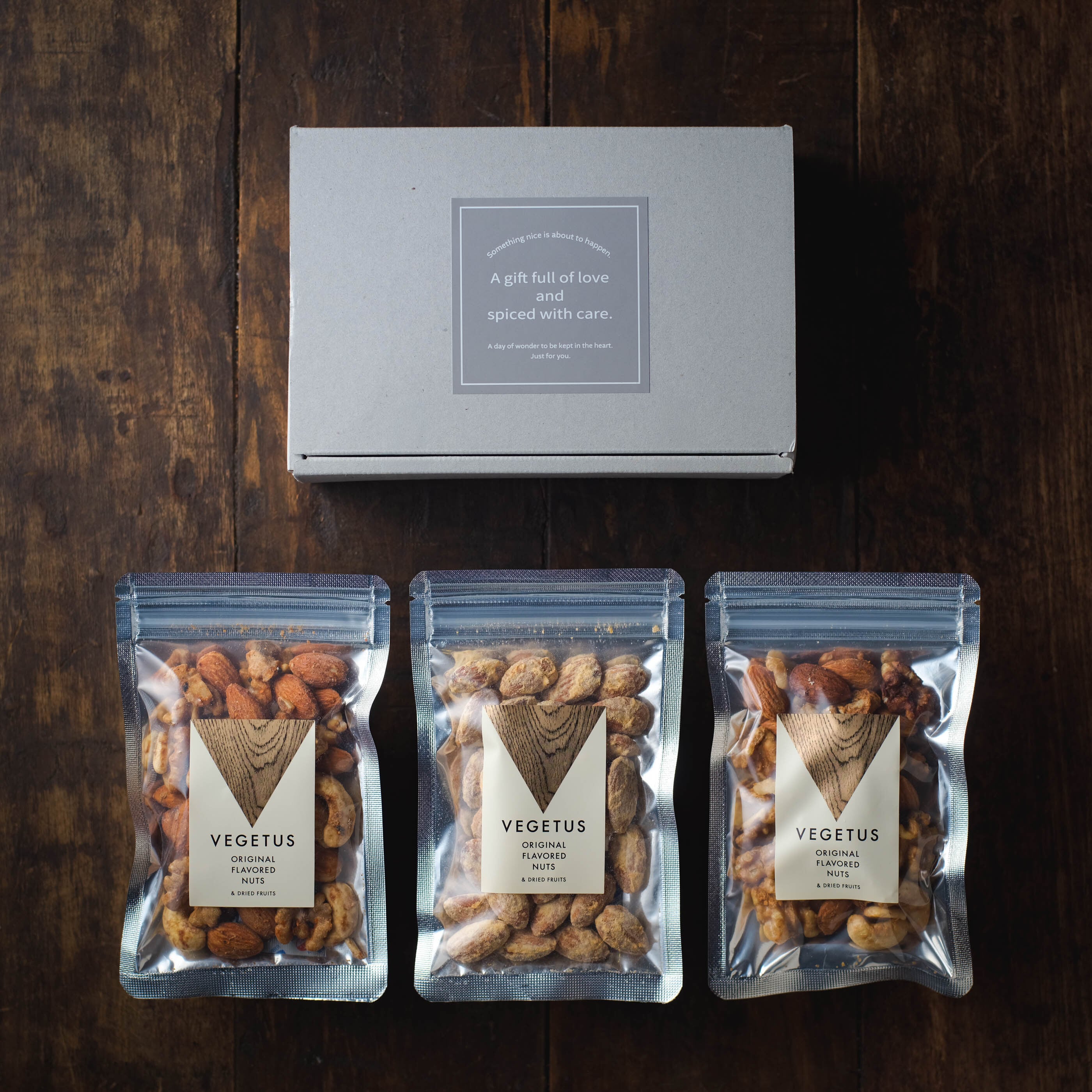 【日本酒に合うナッツギフト〈三種アソート〉】