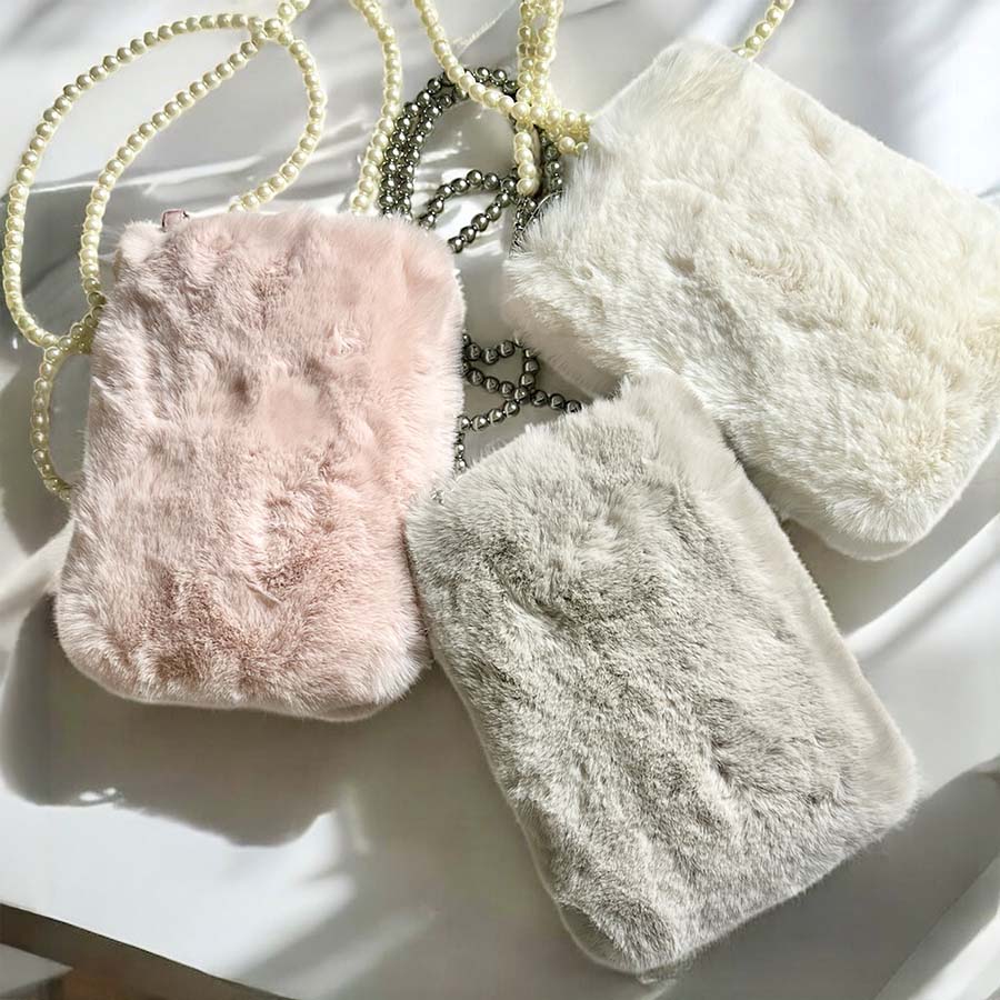 ファースマホポシェット パールチェーン