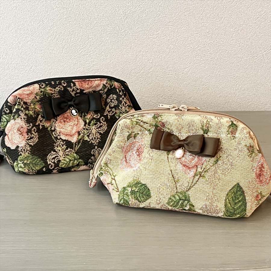 ルドゥーテソフィー リボン付きワイヤーポーチ