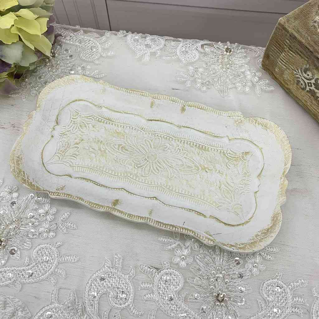 クラシック・トレー・ホワイト