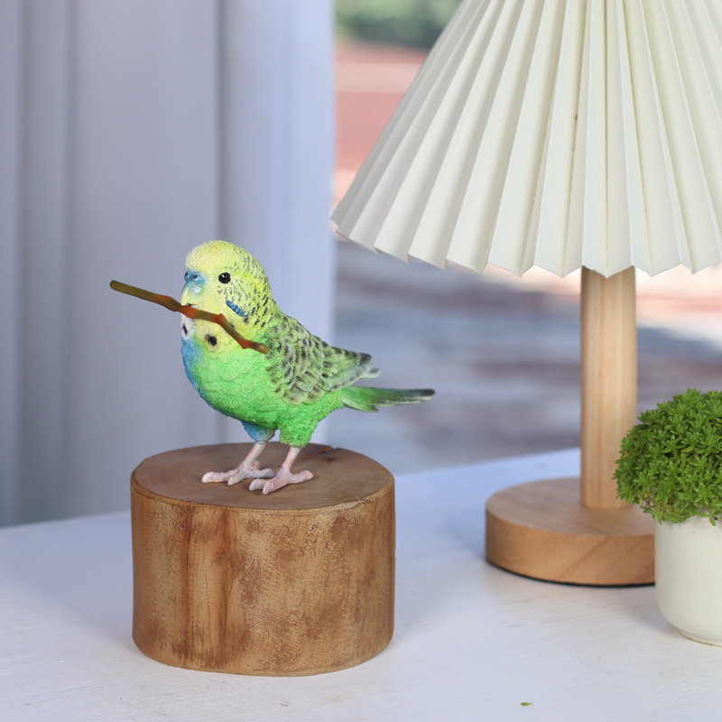 青緑セキセイインコ