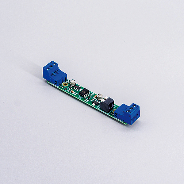 SPI アイソレーター