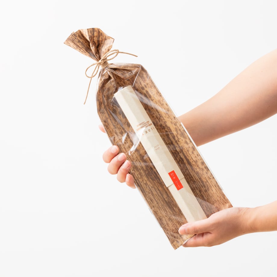 【ギフトラッピング】竹皮風包装紙＋PP入れ