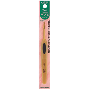 42-607 かぎ針ペン　E　7/0 クロバー